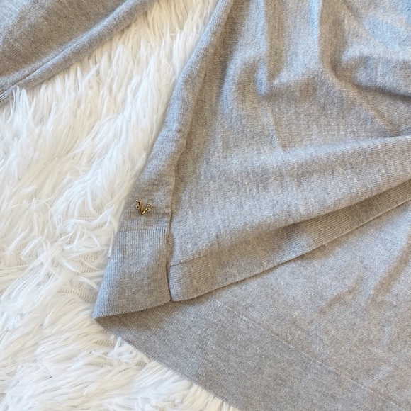 Victorias Secret | Twisted Back Soft Grey Top women’s small - Picture 7 of 9